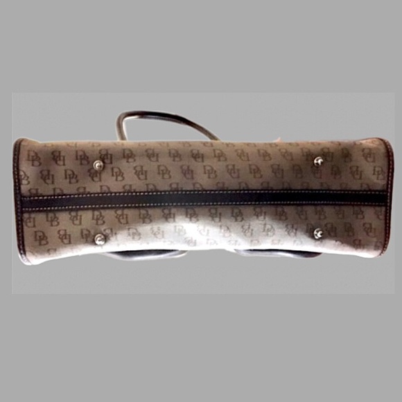 Vintage DOONEY & BOURKE Jacquard Signature Logo Canvas & Leather Shoulder Bag - Picture 6 of 17